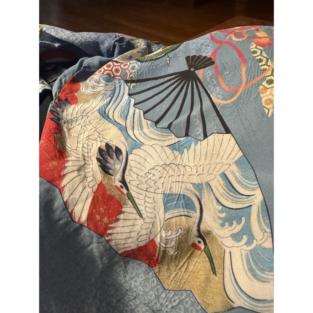 Citron Santa Monica 100% Silk Crane Print Blouse Top Sz L Denim Blue and Black - Picture 11 of 14